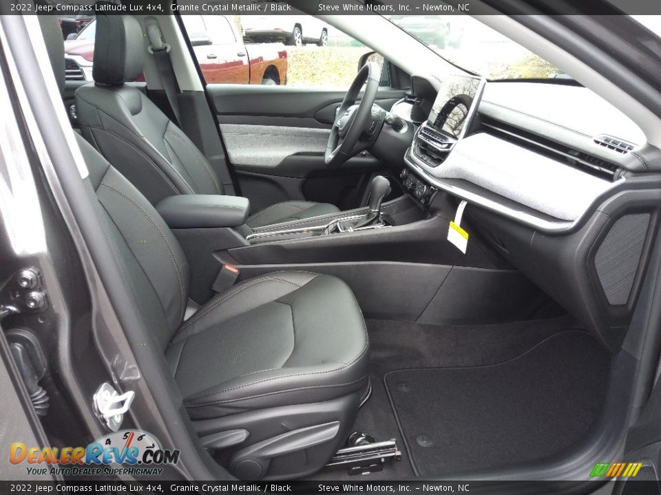 Front Seat of 2022 Jeep Compass Latitude Lux 4x4 Photo #16