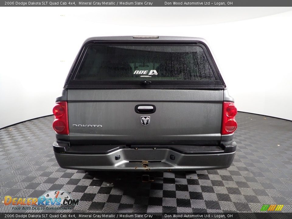 2006 Dodge Dakota SLT Quad Cab 4x4 Mineral Gray Metallic / Medium Slate Gray Photo #6