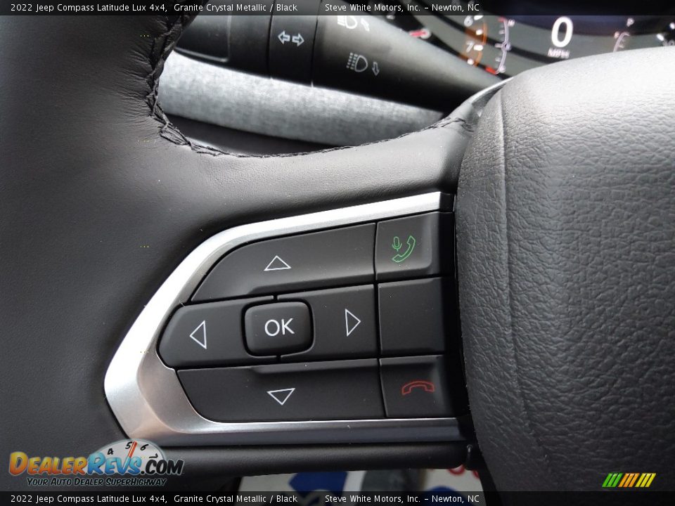 2022 Jeep Compass Latitude Lux 4x4 Steering Wheel Photo #18