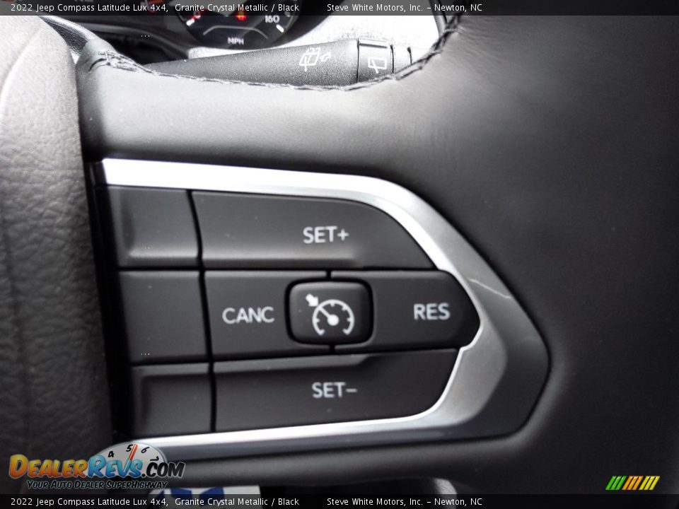 2022 Jeep Compass Latitude Lux 4x4 Steering Wheel Photo #19