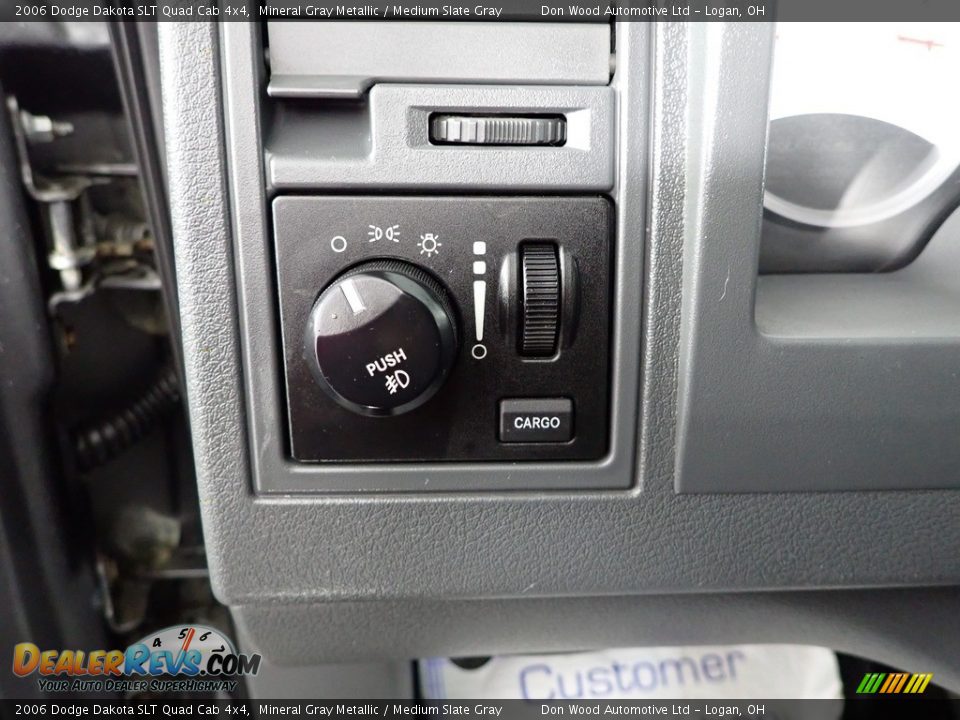 2006 Dodge Dakota SLT Quad Cab 4x4 Mineral Gray Metallic / Medium Slate Gray Photo #13