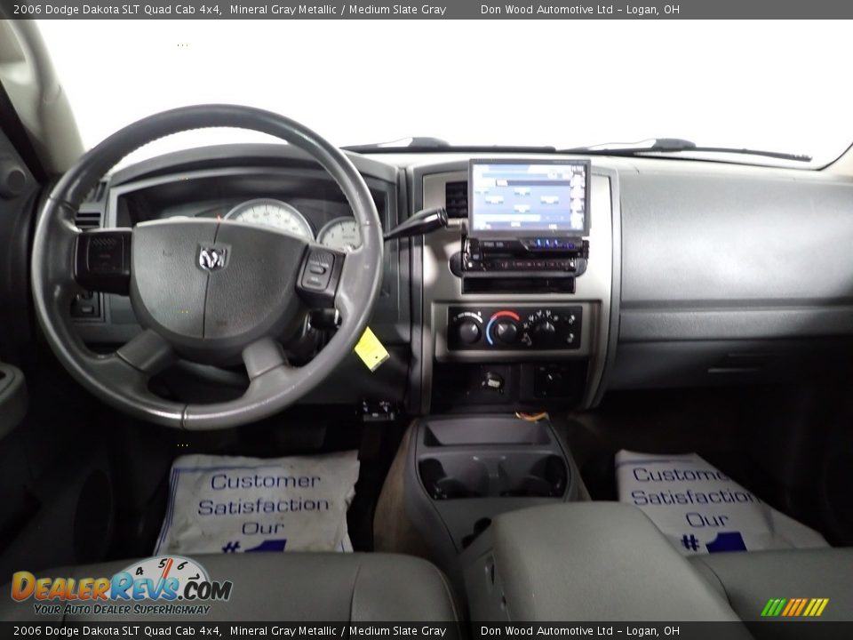 2006 Dodge Dakota SLT Quad Cab 4x4 Mineral Gray Metallic / Medium Slate Gray Photo #22