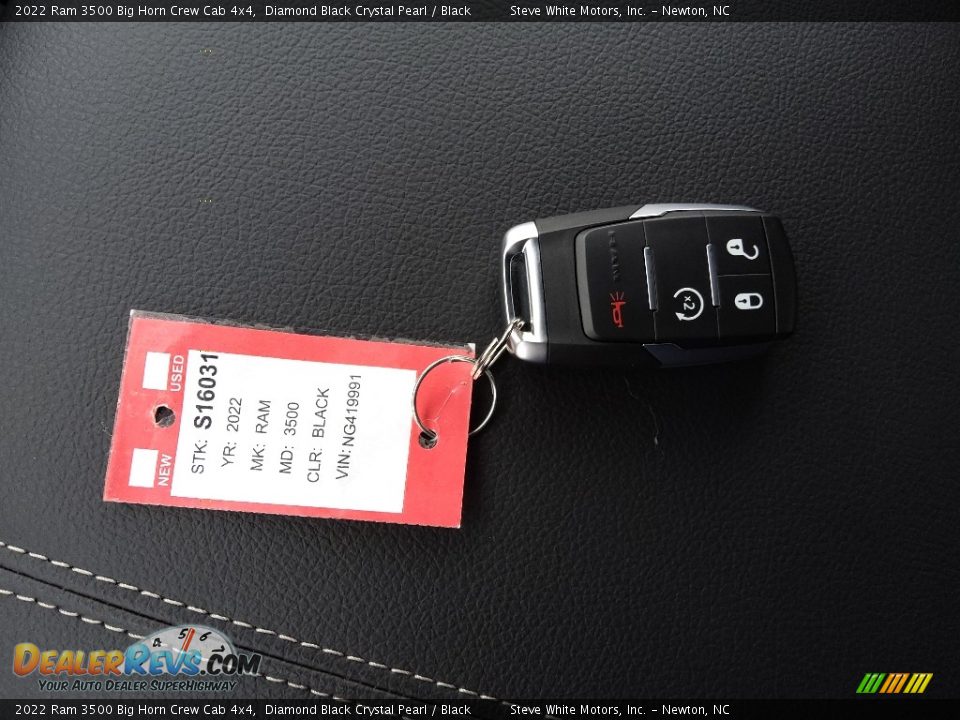 Keys of 2022 Ram 3500 Big Horn Crew Cab 4x4 Photo #32