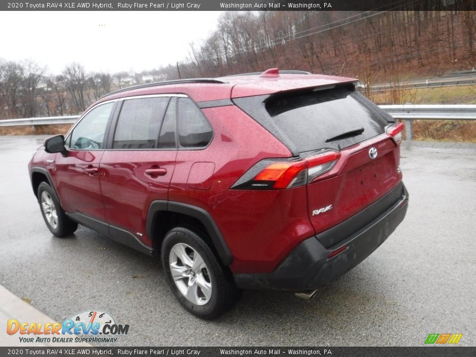 2020 Toyota RAV4 XLE AWD Hybrid Ruby Flare Pearl / Light Gray Photo #17