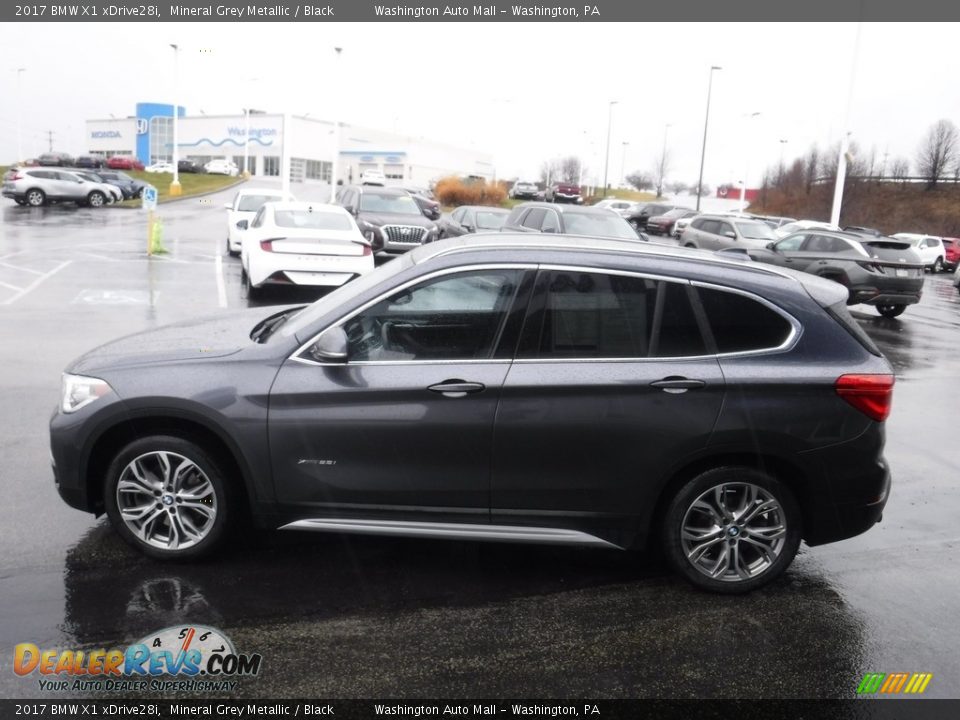 2017 BMW X1 xDrive28i Mineral Grey Metallic / Black Photo #8