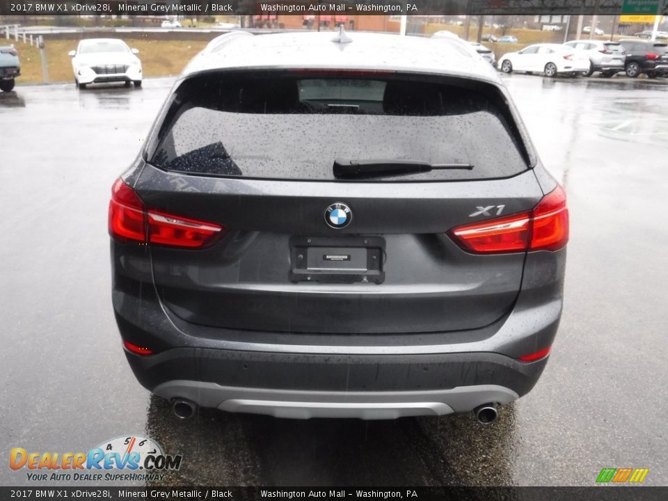 2017 BMW X1 xDrive28i Mineral Grey Metallic / Black Photo #10