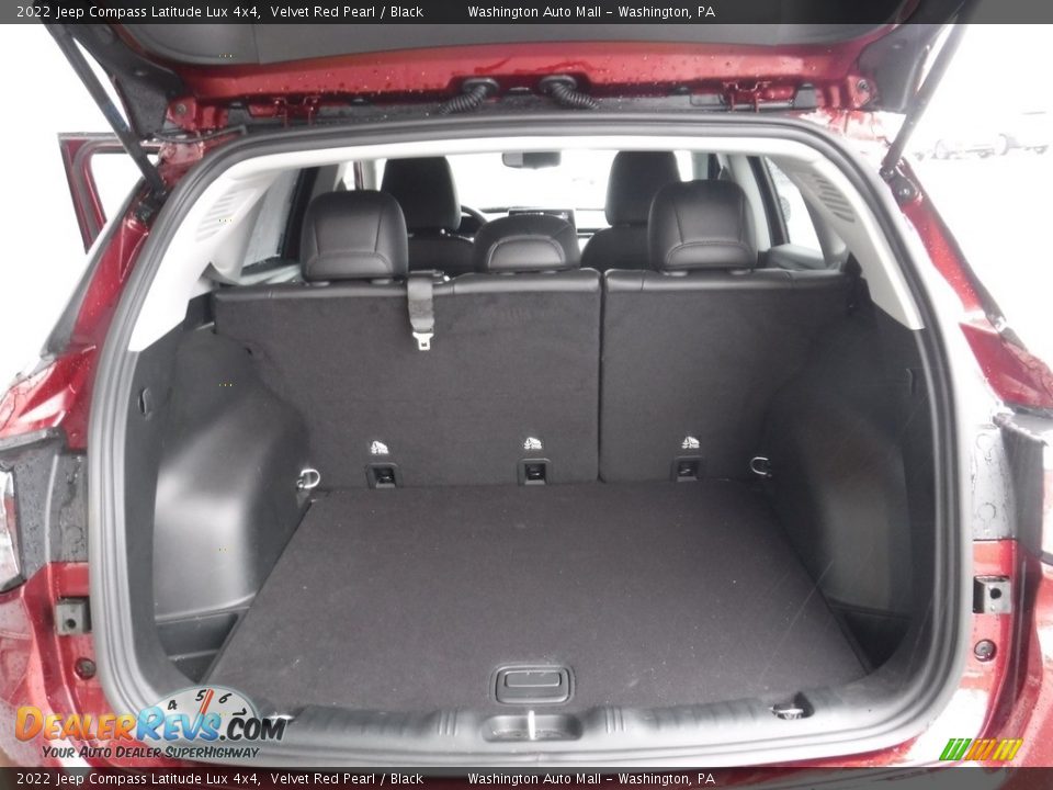 2022 Jeep Compass Latitude Lux 4x4 Trunk Photo #30