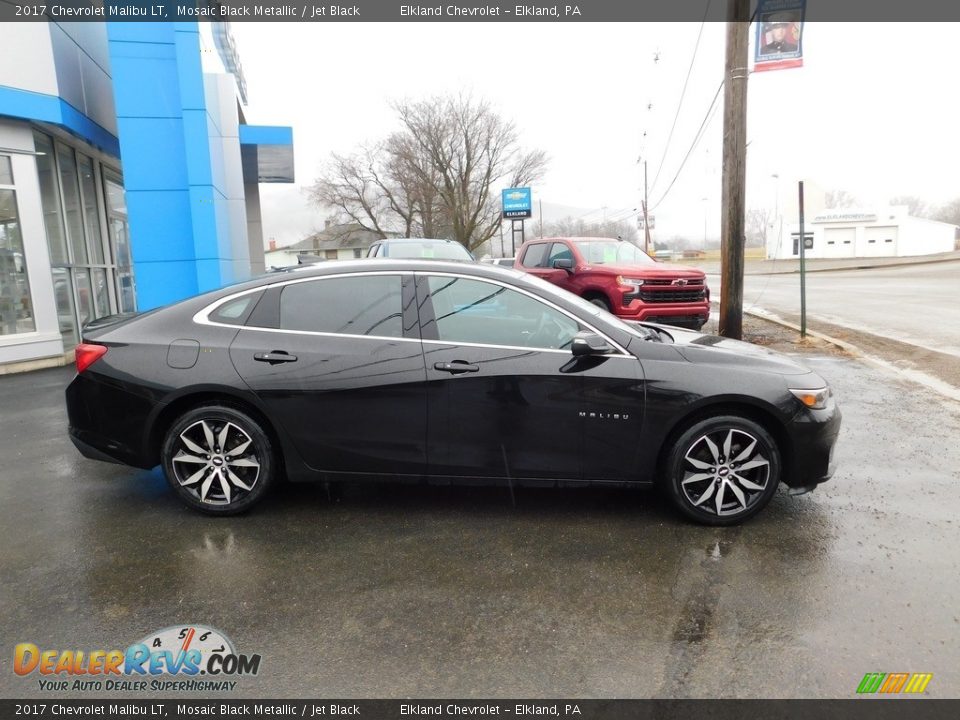 2017 Chevrolet Malibu LT Mosaic Black Metallic / Jet Black Photo #8