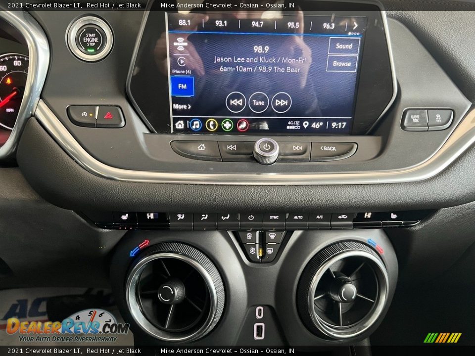 Controls of 2021 Chevrolet Blazer LT Photo #22