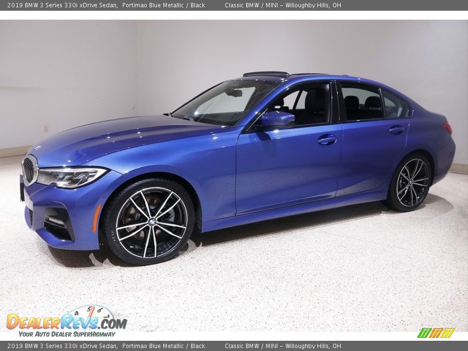 2019 BMW 3 Series 330i xDrive Sedan Portimao Blue Metallic / Black Photo #3