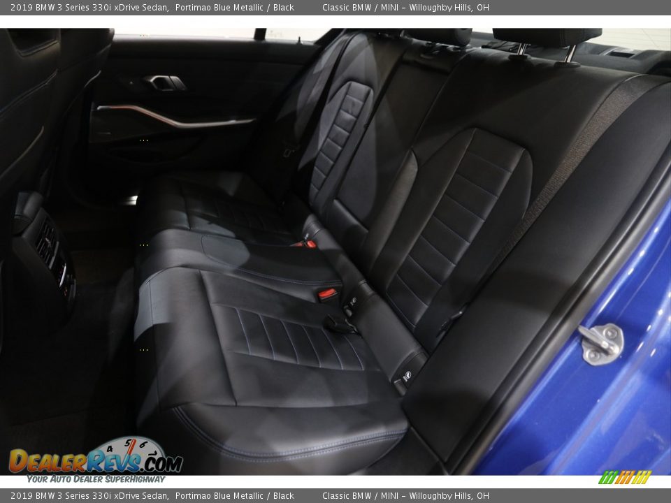 2019 BMW 3 Series 330i xDrive Sedan Portimao Blue Metallic / Black Photo #20