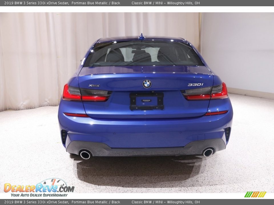 2019 BMW 3 Series 330i xDrive Sedan Portimao Blue Metallic / Black Photo #21