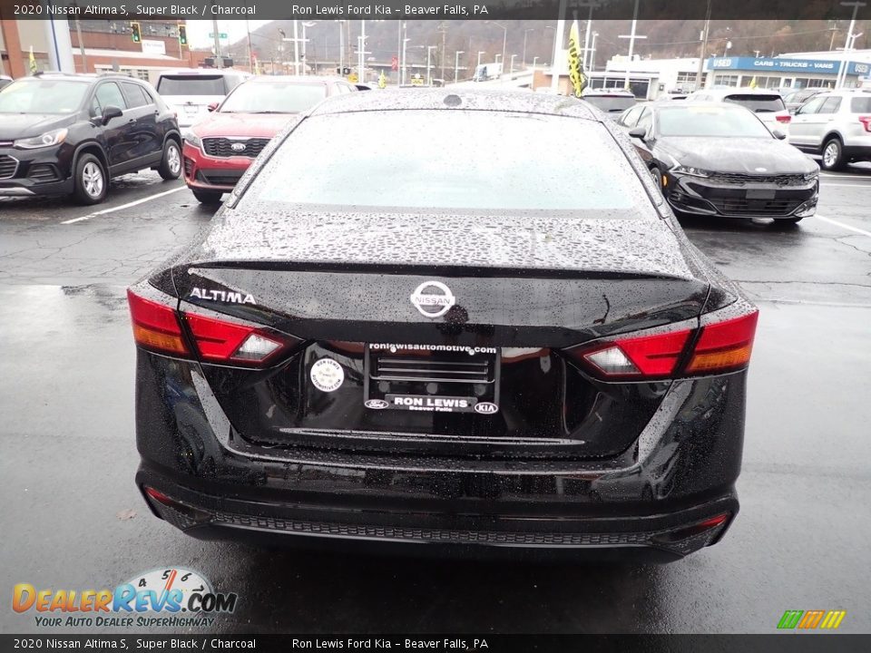 2020 Nissan Altima S Super Black / Charcoal Photo #7