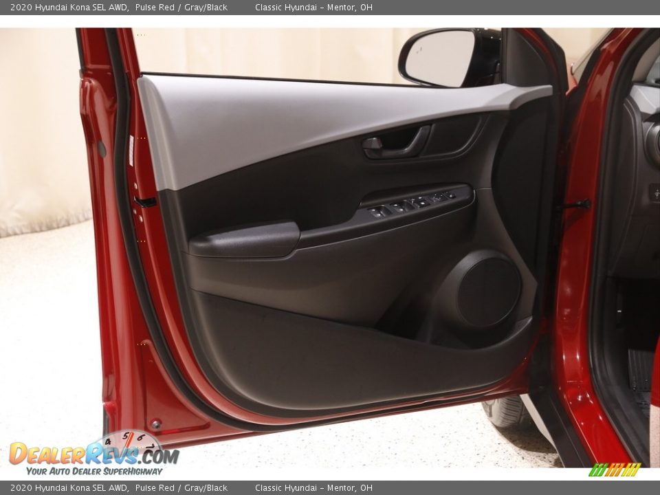 2020 Hyundai Kona SEL AWD Pulse Red / Gray/Black Photo #4
