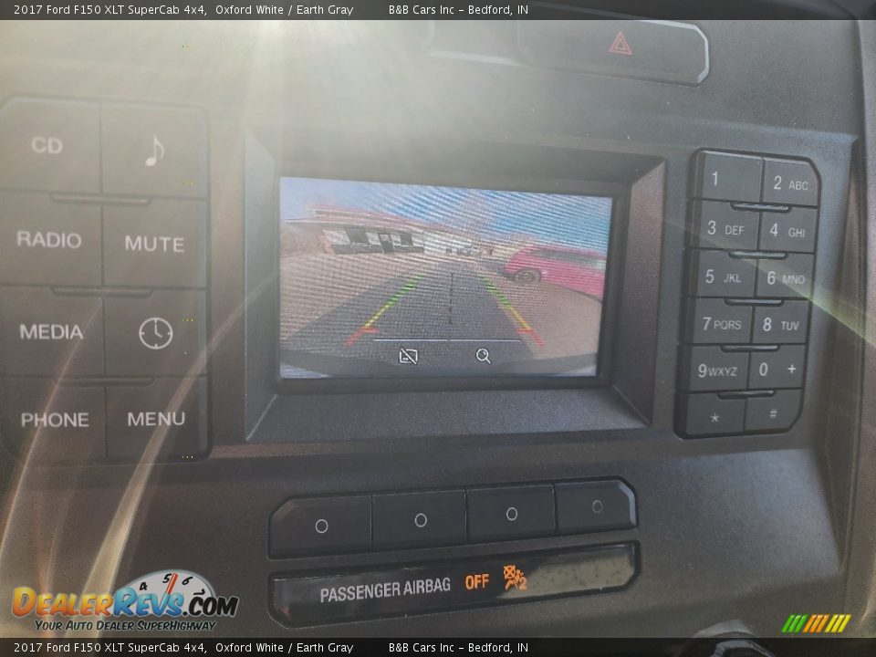 2017 Ford F150 XLT SuperCab 4x4 Oxford White / Earth Gray Photo #22