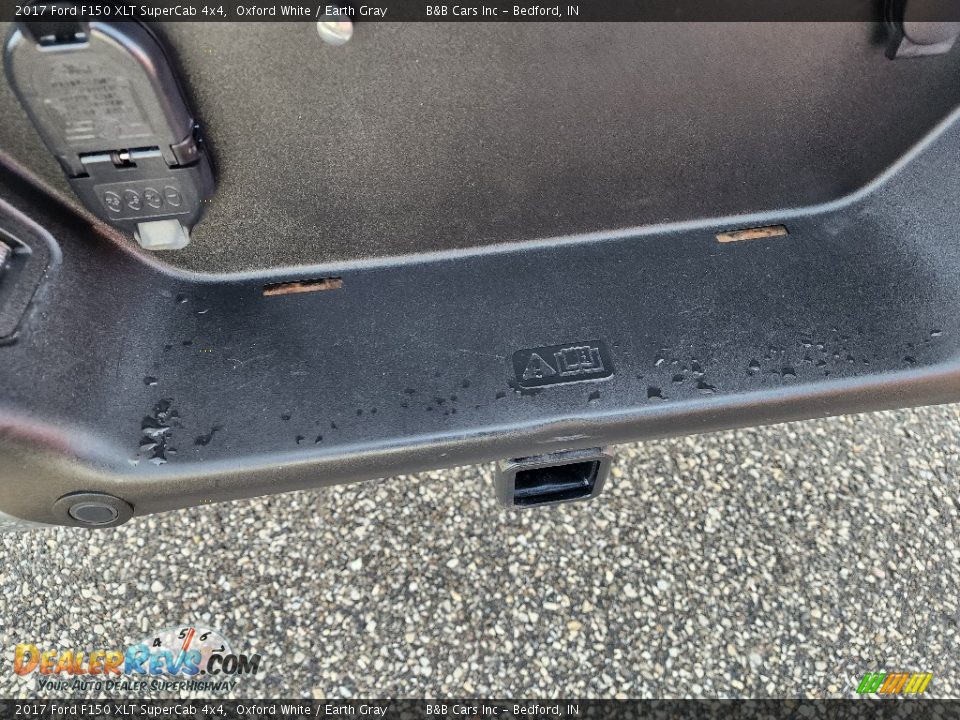 2017 Ford F150 XLT SuperCab 4x4 Oxford White / Earth Gray Photo #26