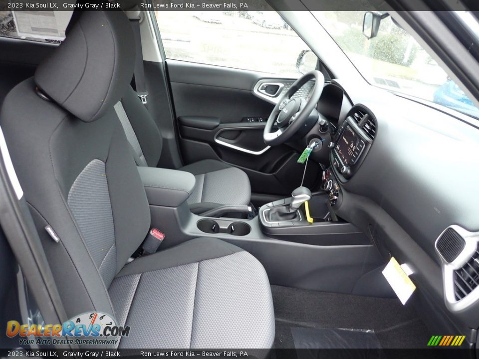 Front Seat of 2023 Kia Soul LX Photo #11