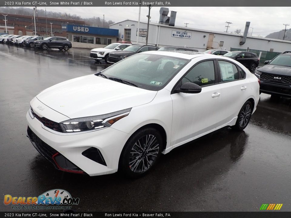 2023 Kia Forte GT-Line Snow White Pearl / Black Photo #4