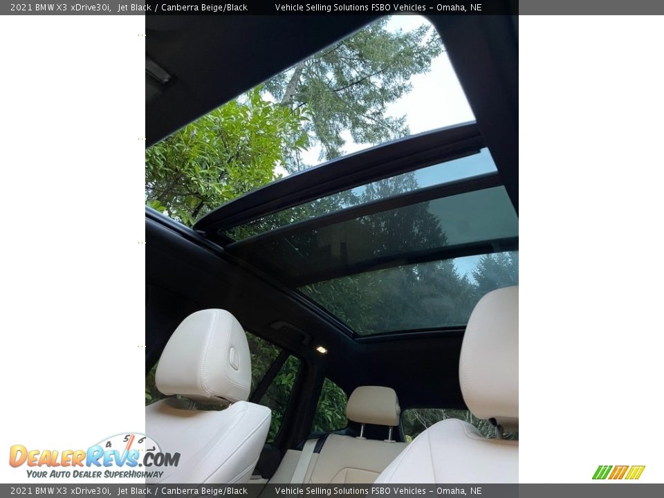 Sunroof of 2021 BMW X3 xDrive30i Photo #23