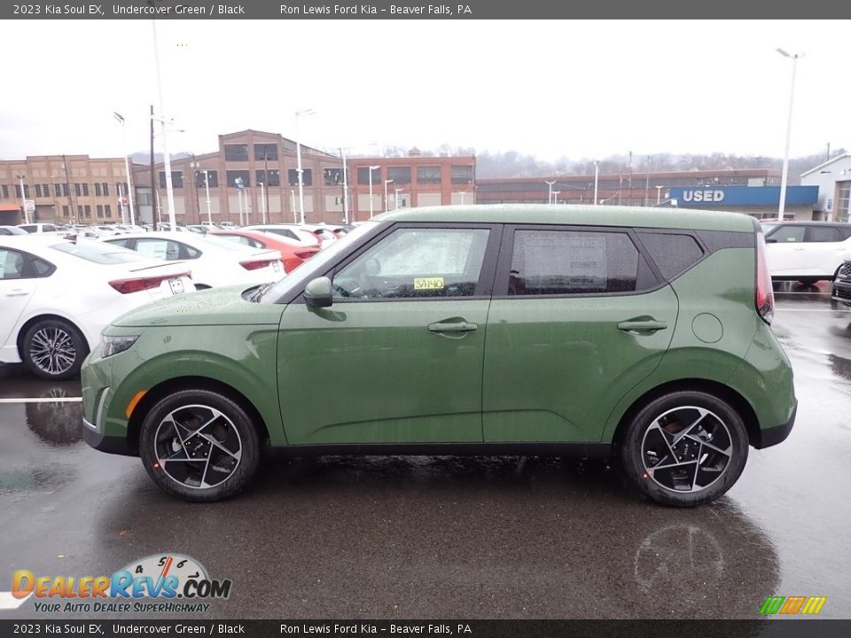 Undercover Green 2023 Kia Soul EX Photo #5