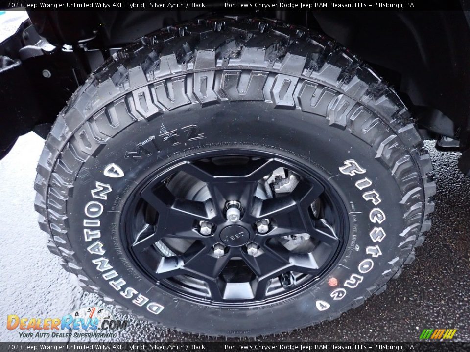 2023 Jeep Wrangler Unlimited Willys 4XE Hybrid Silver Zynith / Black Photo #10