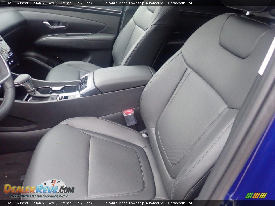 Front Seat of 2023 Hyundai Tucson SEL AWD Photo #11