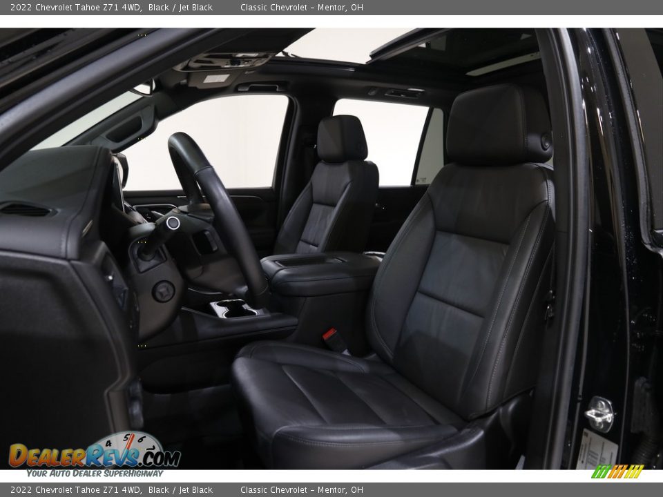 Front Seat of 2022 Chevrolet Tahoe Z71 4WD Photo #5