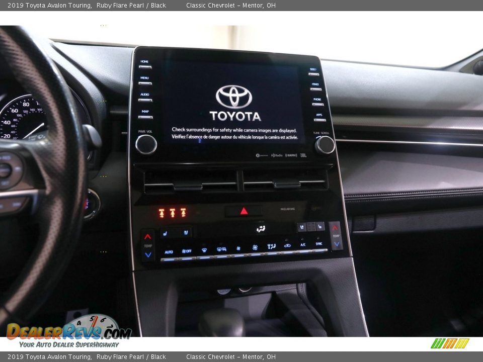 Controls of 2019 Toyota Avalon Touring Photo #9