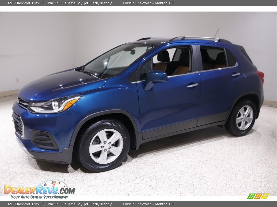 2020 Chevrolet Trax LT Pacific Blue Metallic / Jet Black/Brandy Photo #3