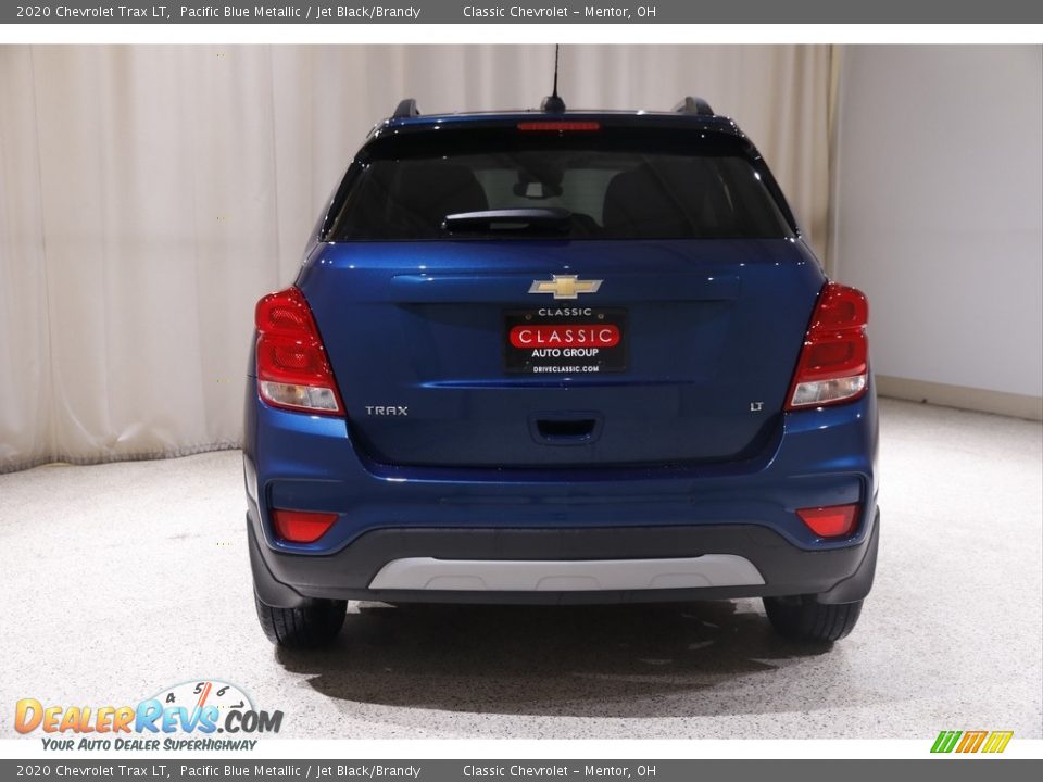 2020 Chevrolet Trax LT Pacific Blue Metallic / Jet Black/Brandy Photo #17