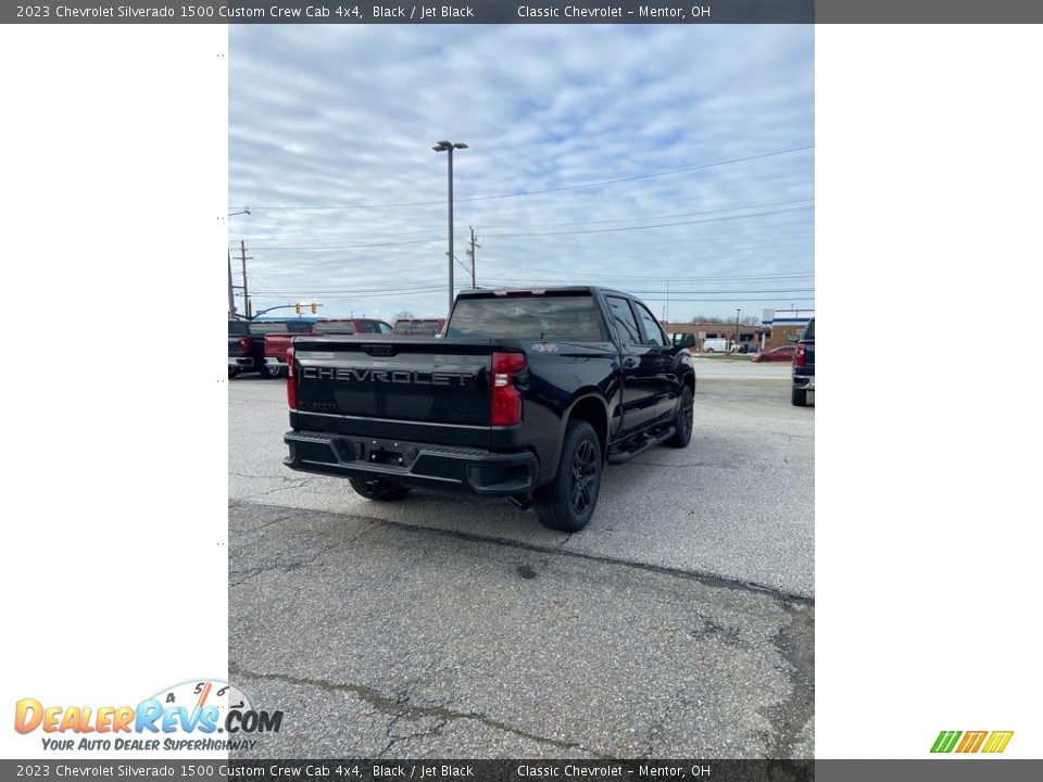 2023 Chevrolet Silverado 1500 Custom Crew Cab 4x4 Black / Jet Black Photo #6