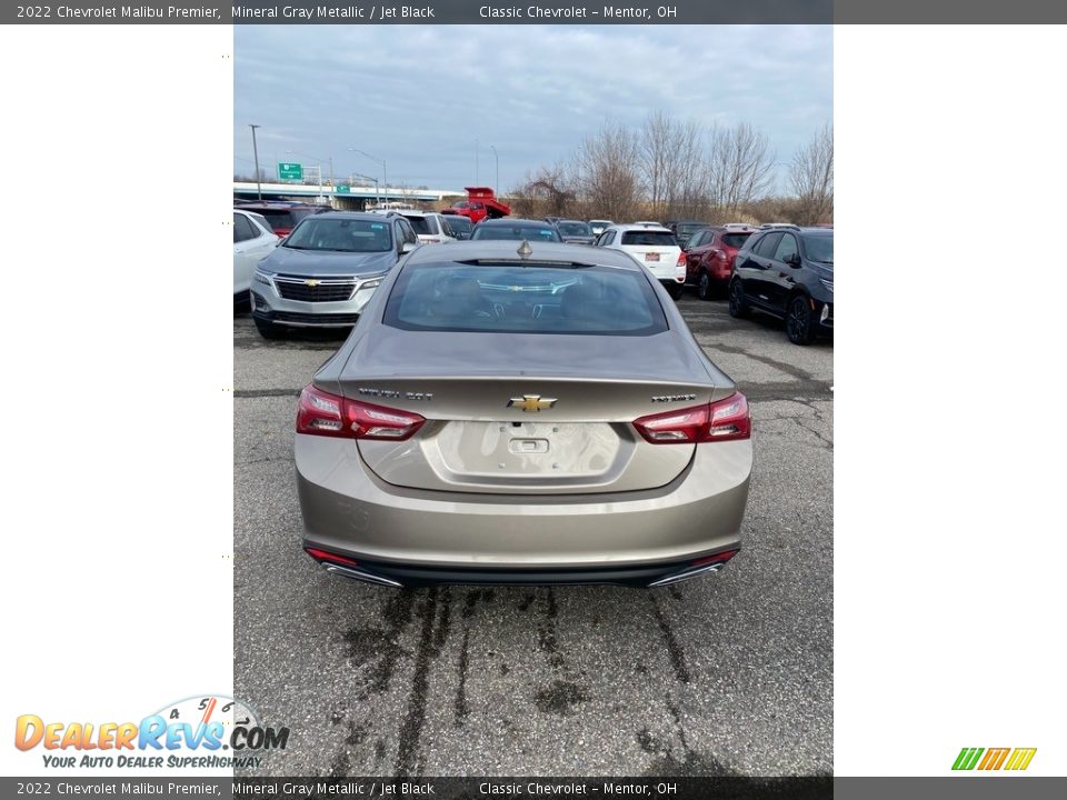 2022 Chevrolet Malibu Premier Mineral Gray Metallic / Jet Black Photo #4