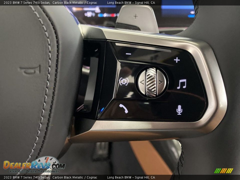 2023 BMW 7 Series 740i Sedan Steering Wheel Photo #16