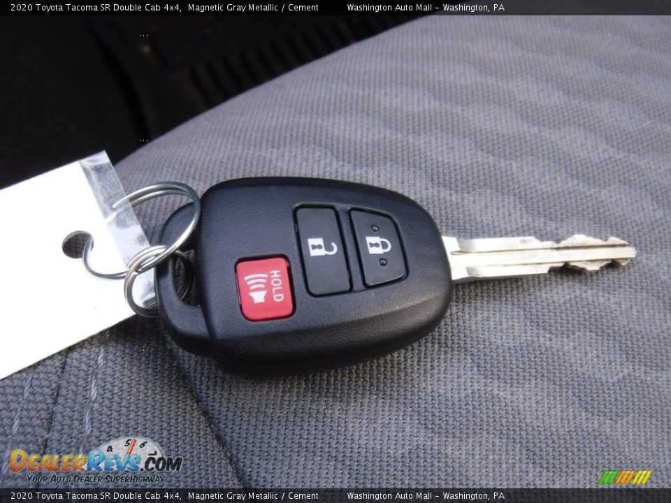 Keys of 2020 Toyota Tacoma SR Double Cab 4x4 Photo #28