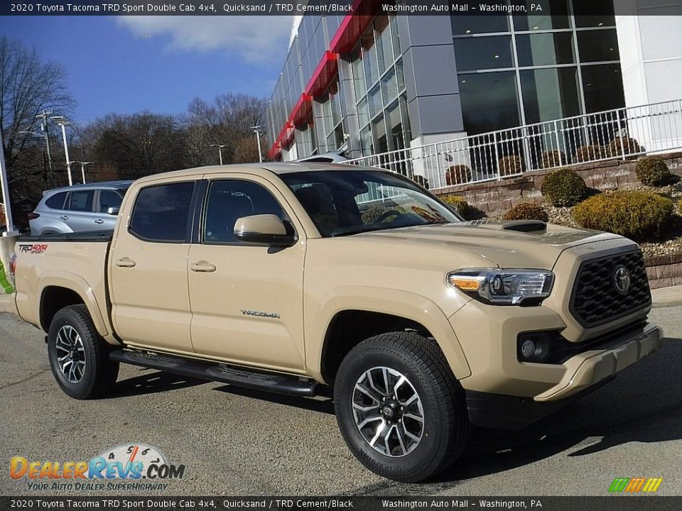 Front 3/4 View of 2020 Toyota Tacoma TRD Sport Double Cab 4x4 Photo #1