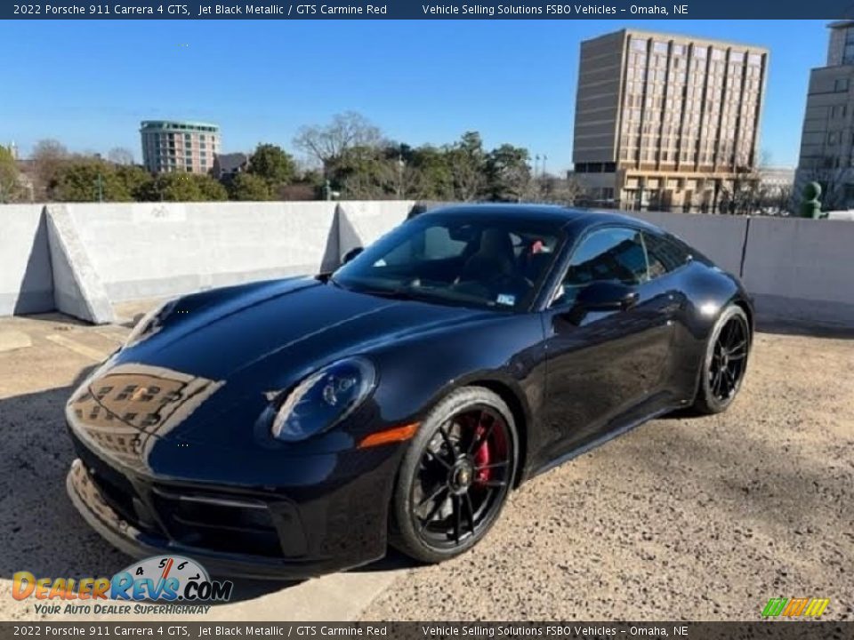 Front 3/4 View of 2022 Porsche 911 Carrera 4 GTS Photo #3