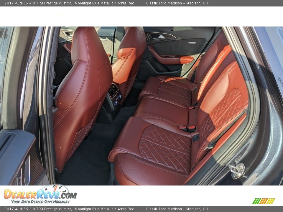 Rear Seat of 2017 Audi S6 4.0 TFSI Prestige quattro Photo #16