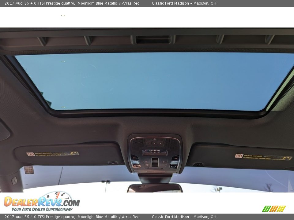 Sunroof of 2017 Audi S6 4.0 TFSI Prestige quattro Photo #17