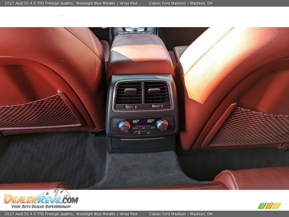 Rear Seat of 2017 Audi S6 4.0 TFSI Prestige quattro Photo #18