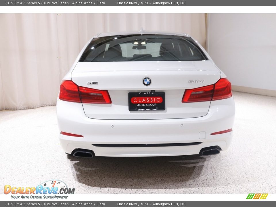 2019 BMW 5 Series 540i xDrive Sedan Alpine White / Black Photo #22