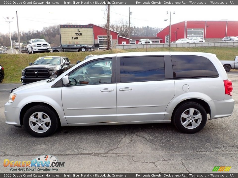 2011 Dodge Grand Caravan Mainstreet Bright Silver Metallic / Black/Light Graystone Photo #2