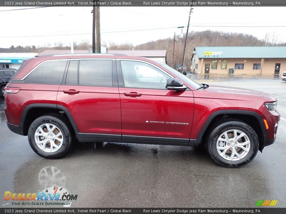 2023 Jeep Grand Cherokee Limited 4x4 Velvet Red Pearl / Global Black Photo #7