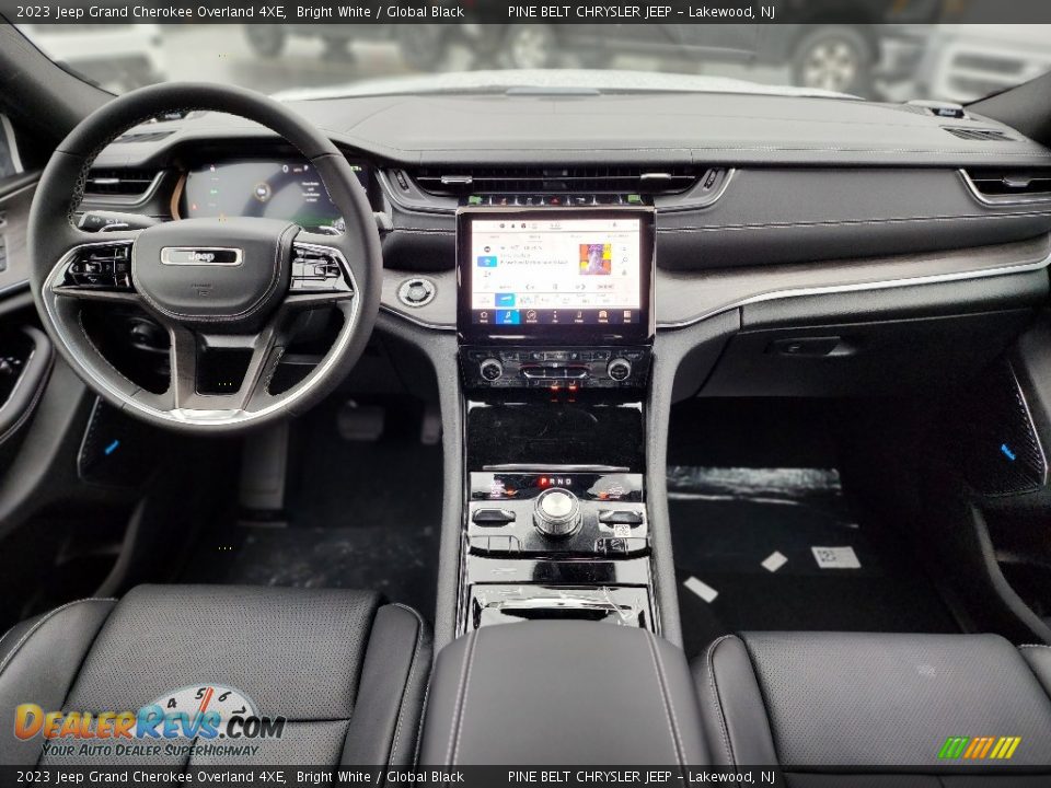 Global Black Interior - 2023 Jeep Grand Cherokee Overland 4XE Photo #9