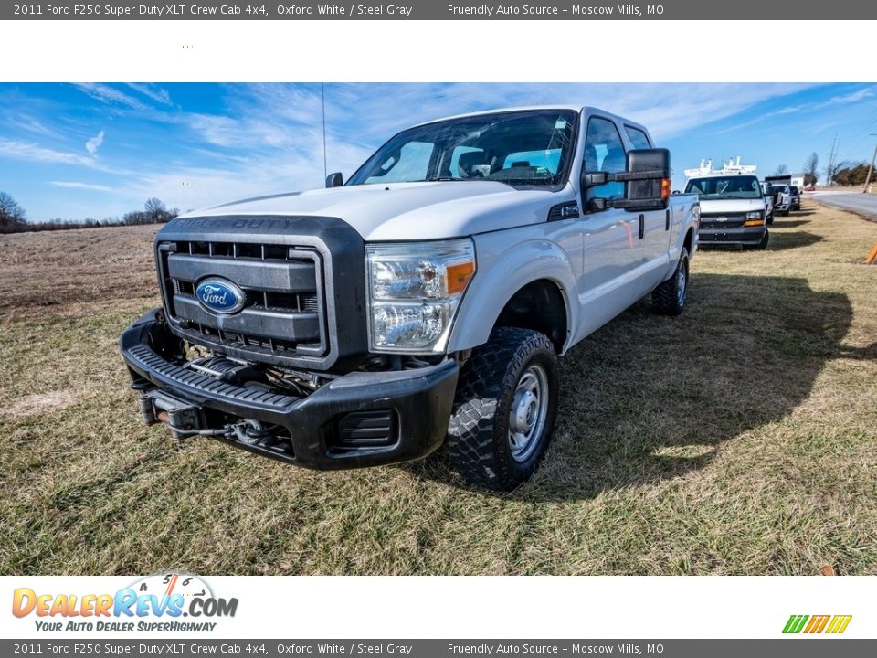 2011 Ford F250 Super Duty XLT Crew Cab 4x4 Oxford White / Steel Gray Photo #9