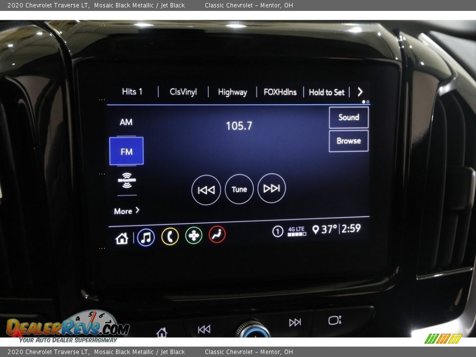 2020 Chevrolet Traverse LT Mosaic Black Metallic / Jet Black Photo #10