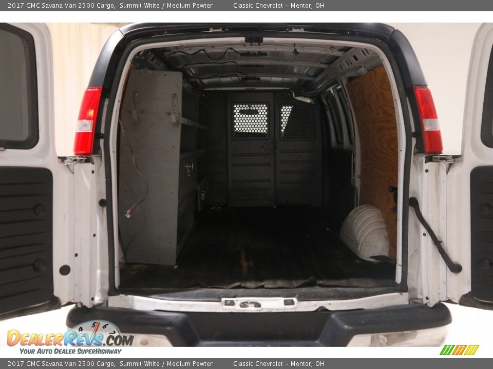 2017 GMC Savana Van 2500 Cargo Summit White / Medium Pewter Photo #16