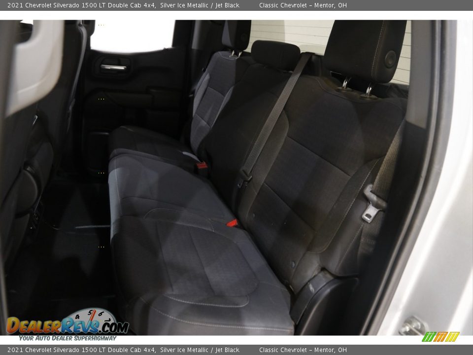 2021 Chevrolet Silverado 1500 LT Double Cab 4x4 Silver Ice Metallic / Jet Black Photo #18