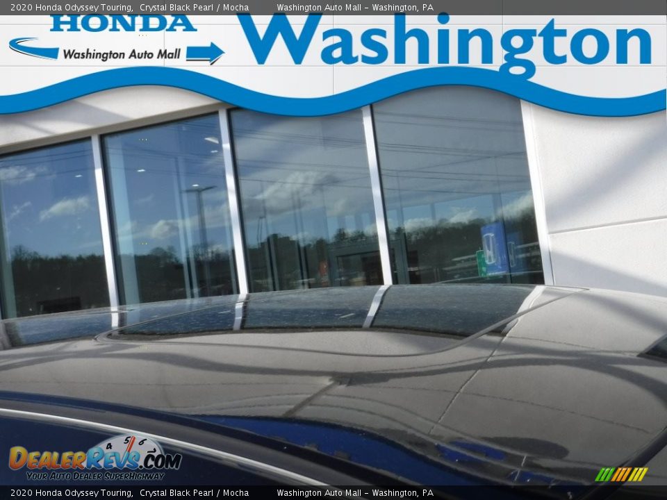 2020 Honda Odyssey Touring Crystal Black Pearl / Mocha Photo #3