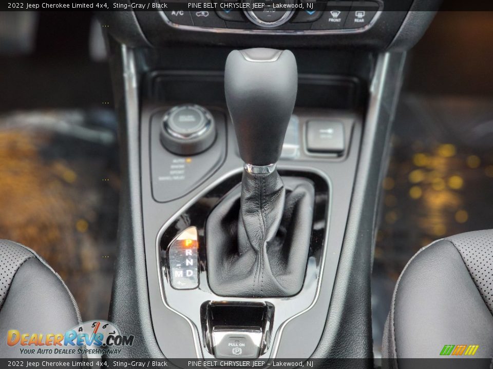 2022 Jeep Cherokee Limited 4x4 Shifter Photo #12