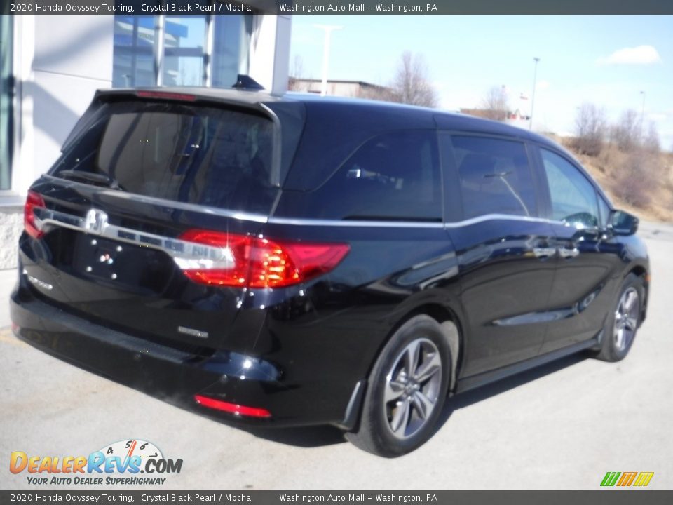 2020 Honda Odyssey Touring Crystal Black Pearl / Mocha Photo #10